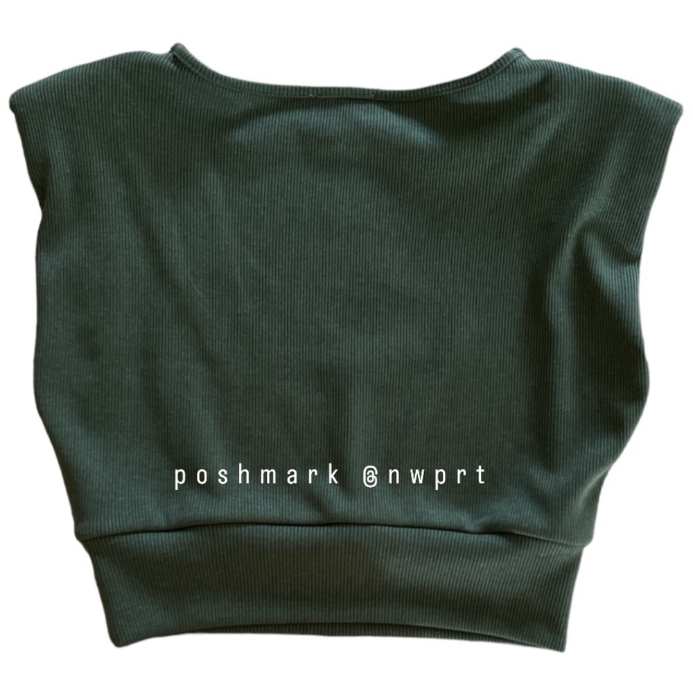 THE DROP @LucysWhims Rifle Green Crop Top Tee Padded Shoulder XS Amazon - Picture 5 of 10